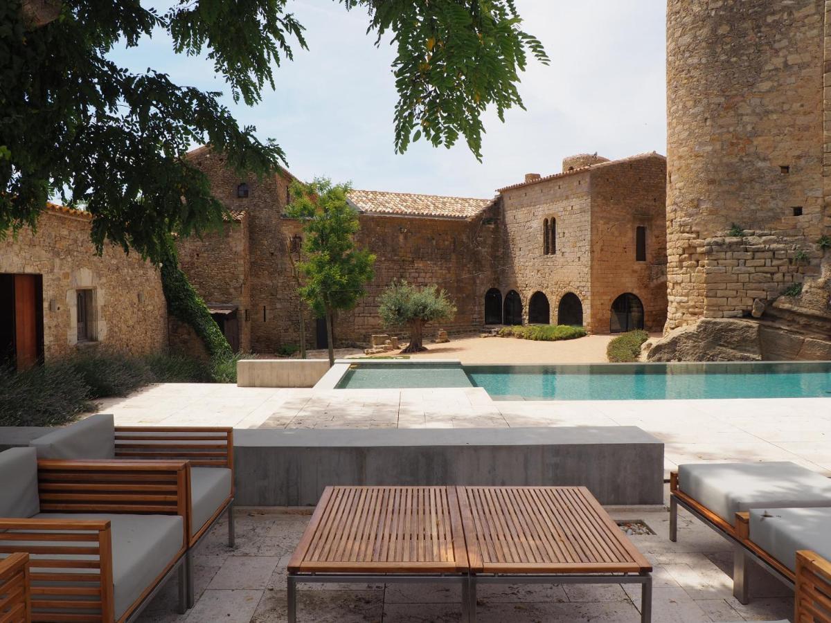 Deco - Casa Castell De Peratallada Exteriér fotografie