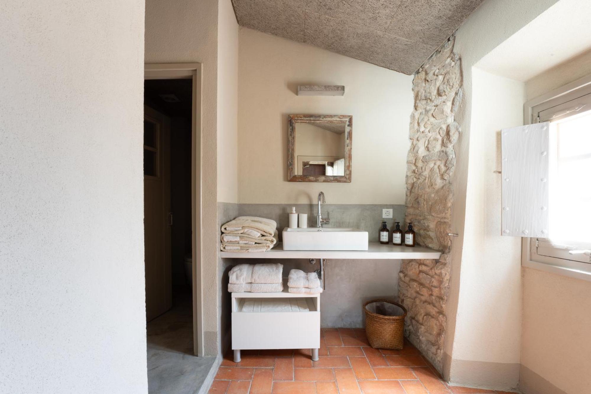 Deco - Casa Castell De Peratallada Exteriér fotografie